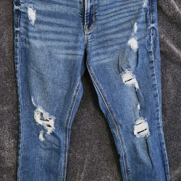 Jeans - Picture 3 of 4